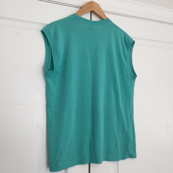 Vintage Size L, Sleeveless T-shirt, NC Cities - Picture 10 of 13